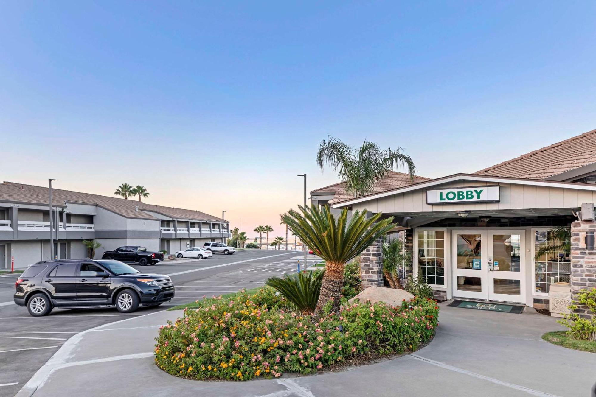 Quality Inn Kettleman City Near Hwy 41 Екстер'єр фото