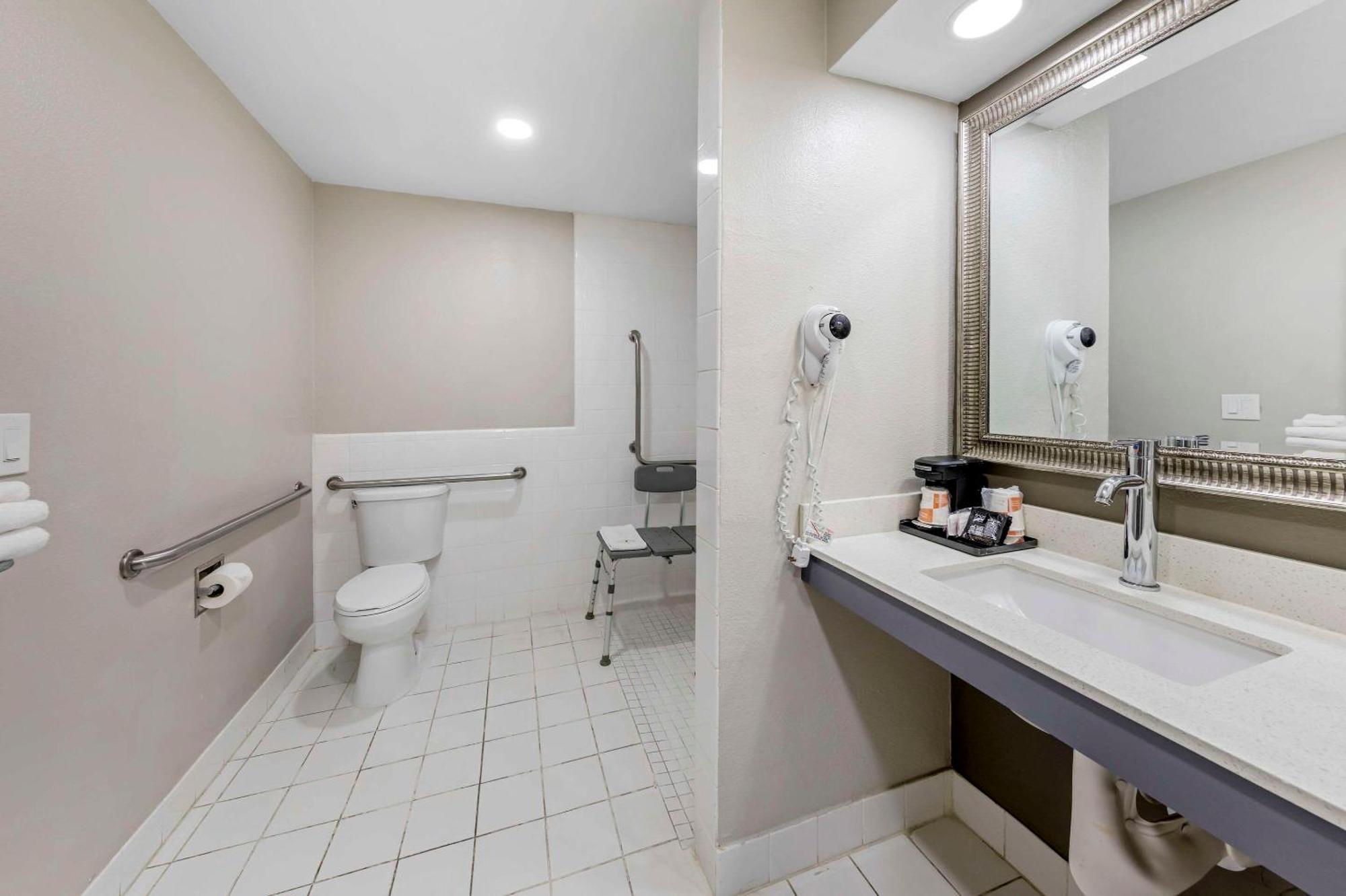 Quality Inn Kettleman City Near Hwy 41 Екстер'єр фото