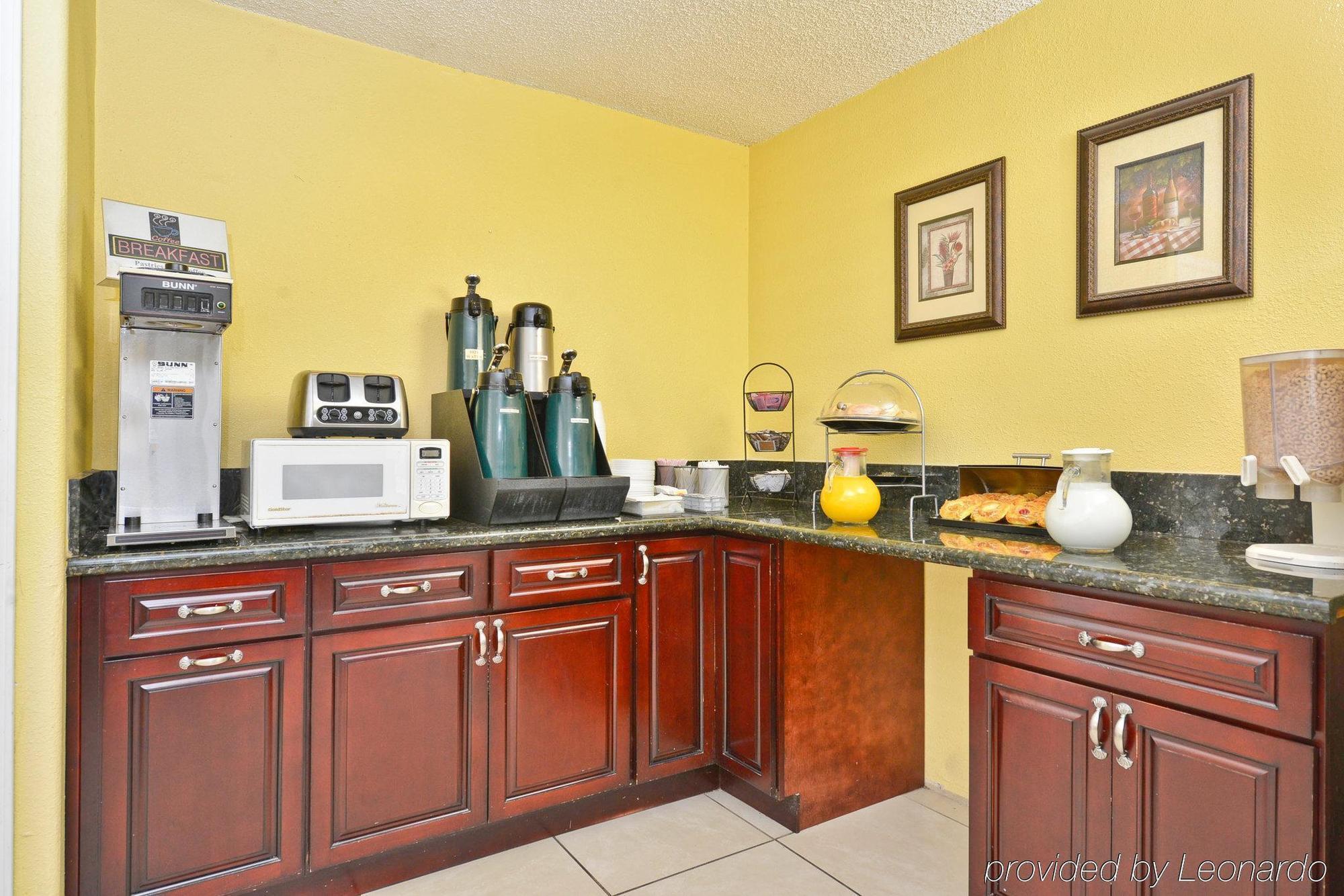Quality Inn Kettleman City Near Hwy 41 Екстер'єр фото